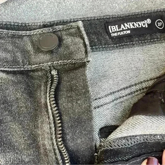 NEW ($68) Blanknyc The Fulton Distressed Roll Up Black Jean shorts by Blank NYC - Picture 10 of 11